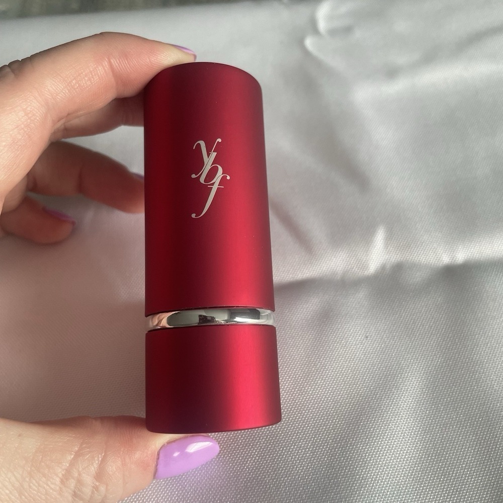 YBF YOUR BEST FRIEND KABUKI MAKEUP BRUSH **NEW & SEALED**